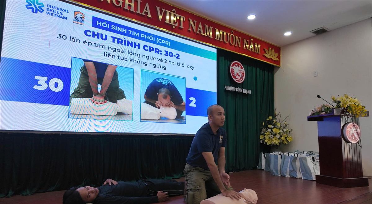 Lớp học tìm hiểu chu trình CPR 30:2